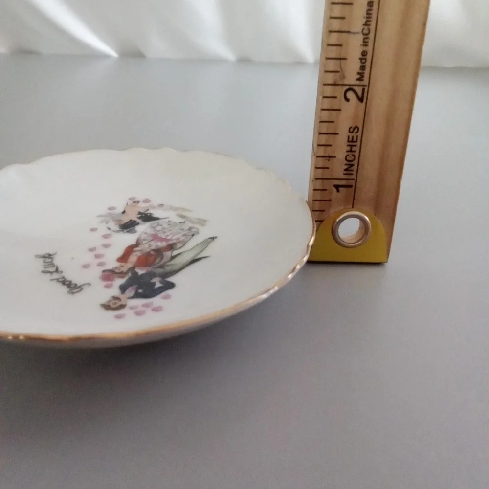 Vintage Good Luck Porcelain Trinket Dish Cupid Victorian Couple Gold Rim 3.5